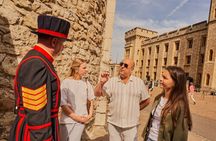VIP Beefeaters Meet & Greet with Tower of London Guided Tour