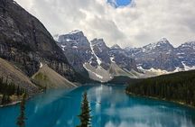 Banff Small-Group Tour in Lake Louise, Moraine and Hidden Gems