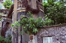 CHONGQING City Guided Hiking Day Tour: Lens, Bites & Hidden Steps