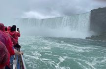 Niagara Falls Boat & Walking Tour + Bonus Fun Pack