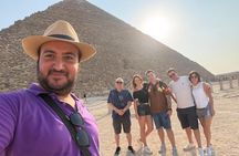 Day Tour Pyramids of Giza and Cairo with Private Guide