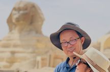Private Pyramids VIP Tour: Egyptologist, Lunch & Pro Photos