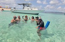 Private Charter on a Whaler 30 to Icacos and Palomino Island