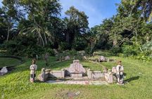 Jungle and Heritage Walk in Singapore