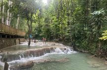 Dunn's River Falls from Falmouth with Lunch and Admission