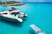 5 Hour Luxury Catamaran Day Sail in Sint Maarten on The Phoenix