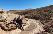 Agafay Desert Hiking Tour with Nomad Family Lunch from Marrakech