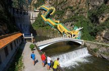 Beijing Private Tour to Badaling Great Wall and Longqing Gorge with Boat Ride