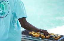 Mauritius: Ile Aux Cerfs Catamaran Trip with BBQ Lunch and Drinks