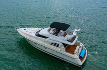 50' Private Yacht Experience in Miami for 12 people