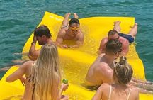 50' Private Yacht Experience in Miami for 12 people