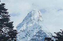 Everest Base Camp Helicopter Tour with Everest View Hotel Landing