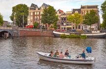 Amsterdam 90-min Private Canal Cruise with Live Guide and Drinks 