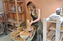 Private Clay Vase Workshop in Florence with Artisan