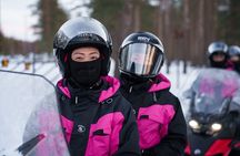 Snowmobile Tours in Rovaniemi Lapland