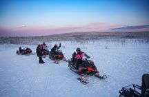 Snowmobile Tours in Rovaniemi Lapland