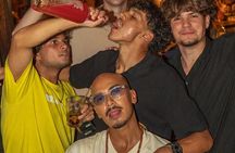 Nice: Pub Crawl Yellow – Social Bars, Games & VIP Club Entry