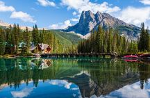 Customizable Private Half Day: Moraine Lake, Lake Louise & Beyond