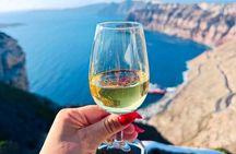 Santorini Bliss: Discover the Charms of the Southern Delight