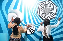 Tour Museum of illusions and Nairobi National Museum