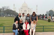 Taj Mahal and Agra Private Day Car Tour from Delhi with 5* Meal