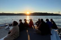 Istanbul Sunset Cruise on a Luxury Yacht