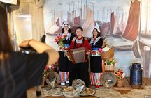 Amsterdam: Half-Day Tour Authentic Volendam & Cheese Farm visit