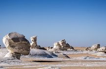 Black and White Desert 2 days Adventure