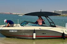 Abu Dhabi: Private Sea Ray Boat Tour with Island Escape