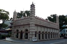 Chinatown and Little India Private Walking Tour (3 hours)