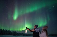 Rovaniemi: Guaranteed Northern Lights Group Tour - Photography 