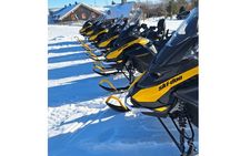 1.5-Hour Guided Snowmobiling Adventure