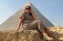 Giza Pyramids & Sphinx Tour with Expert Guide & Mobile Photoshoot