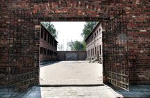Auschwitz Birkenau Guided Tour Meeting Point from Cracow