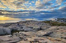 Coastal Icons: Peggy’s Cove & Fisherman’s Cove Small Group