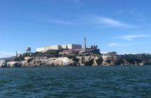 Alcatraz Inside Tour With Ferry, Free Audio and Night Option