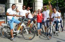 Madrid's River Side and Casa de Campo Bike Tour