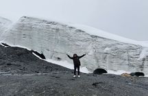 Quelccaya Suyuparina Glacier and Sibinacocha Lagoon Day Tour
