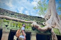 Private Angkor Wat Exploring Tour (Sunset or Sunrise)