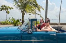 Cartagena Luxury Classic Car Tour + Bilingual Historian Guide