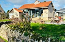 Holy Island, Alnwick Castle/Gdns, Border Guided Private Day Tour