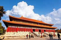 Beijing Small-Group Tour: Summer Palace and Ming Tombs with Lunch
