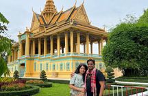 Phnom Penh Full-Day City & Cultural Tuk Tuk Tour with Local Food