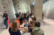 Private Louvre tour: Treasure Hunt Experience for Kids & Families