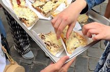 Walking Guided Tour with Street Food in Krakow