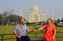 Taj Mahal and Agra Private Day Car Tour from Delhi with 5* Meal