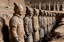 Xi'an in One Day from Guilin by Air: Terracotta Warriors, City Wall and More