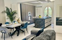 Etna Wine and Food Tasting in an Sicilian Home in Taormina