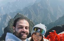 Private Guided Day Tour at Glass Skywalk of Tianmen Mountain