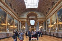 Versailles Palace Guided Tour with Gardens Access from Paris
